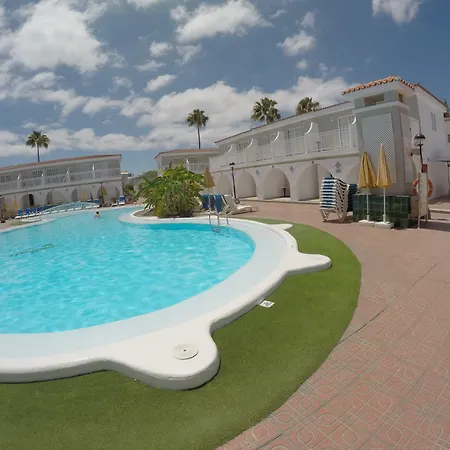 Parque Nogal (adults Only) 度假村 2*